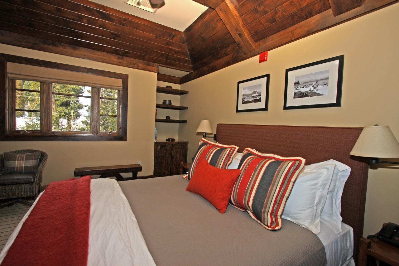West Shore Cafe And Inn Homewood ภายนอก รูปภาพ